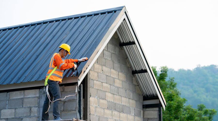 Expert new roof installation services in Bridgeville, CA